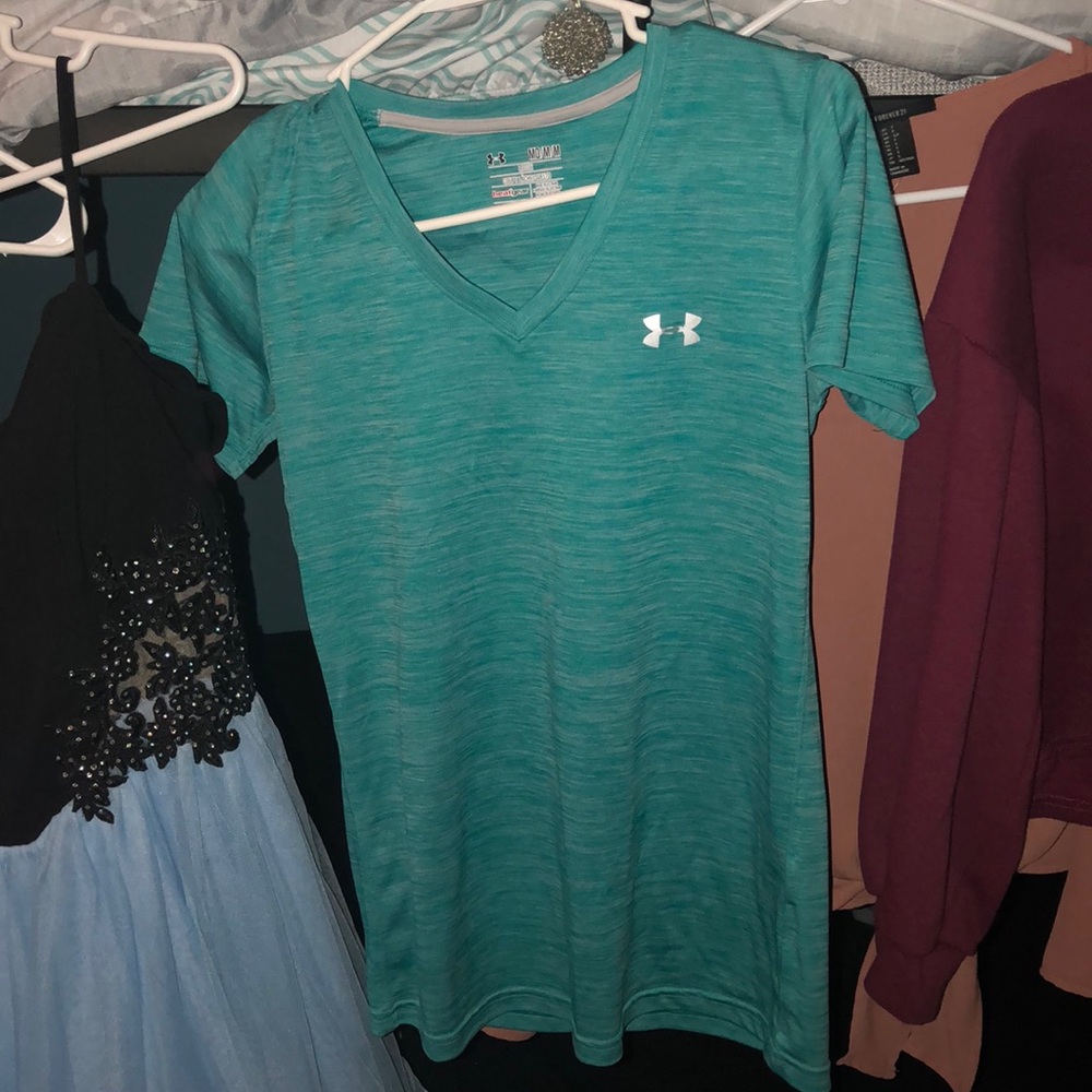 Under Armour V-Neck  Shirt